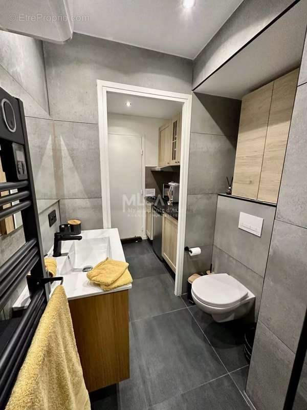 Appartement à SAINT-ETIENNE-DE-TINEE