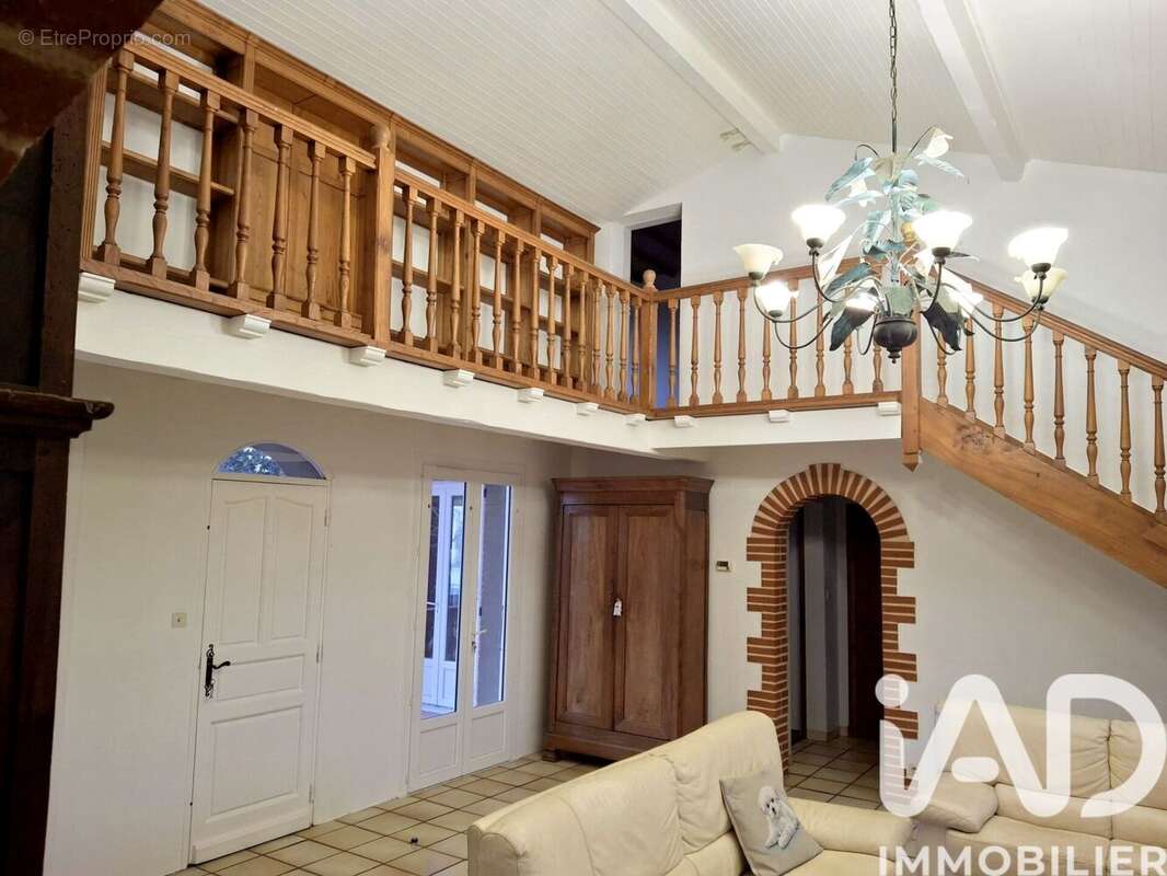 Photo 2 - Maison à BRESSOLS