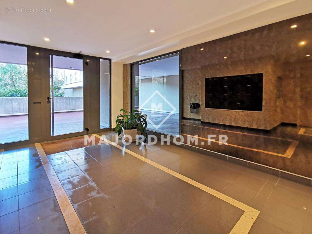 Appartement à MARSEILLE-7E