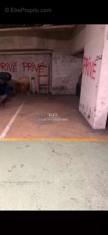 Parking à NICE