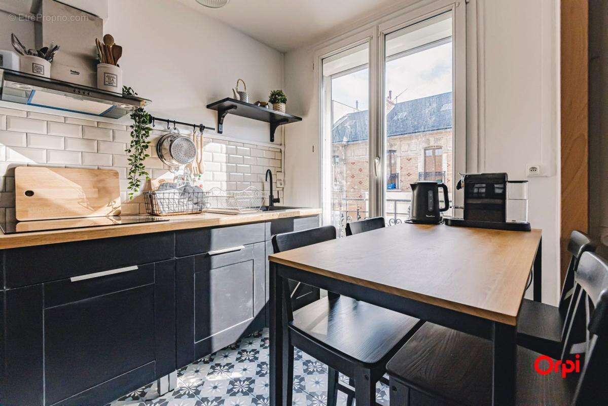 Appartement À Vendre, Vendu loué, Secteur Camille Lenoir - photo 4