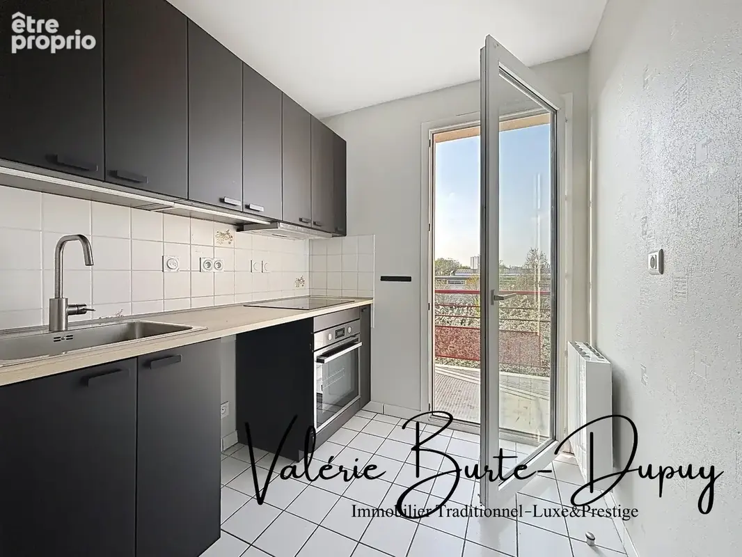 Orléans Saint-Marceau Lycée St Charles Appartement à vendre T2 45m2 avec Terrasse plein vue dégagée et parking extérieur - photo 6