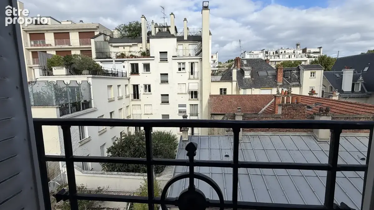 Appartement à NEUILLY-SUR-SEINE