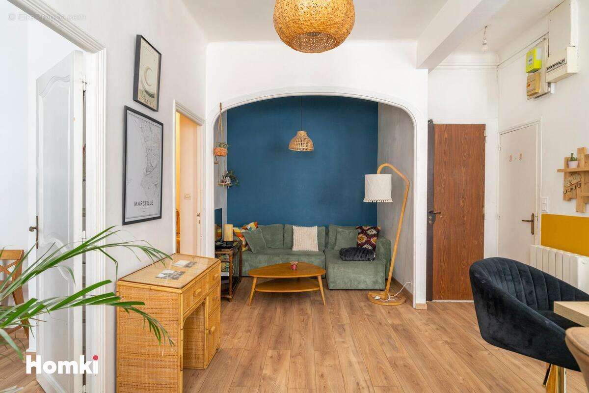 Appartement à MARSEILLE-1E