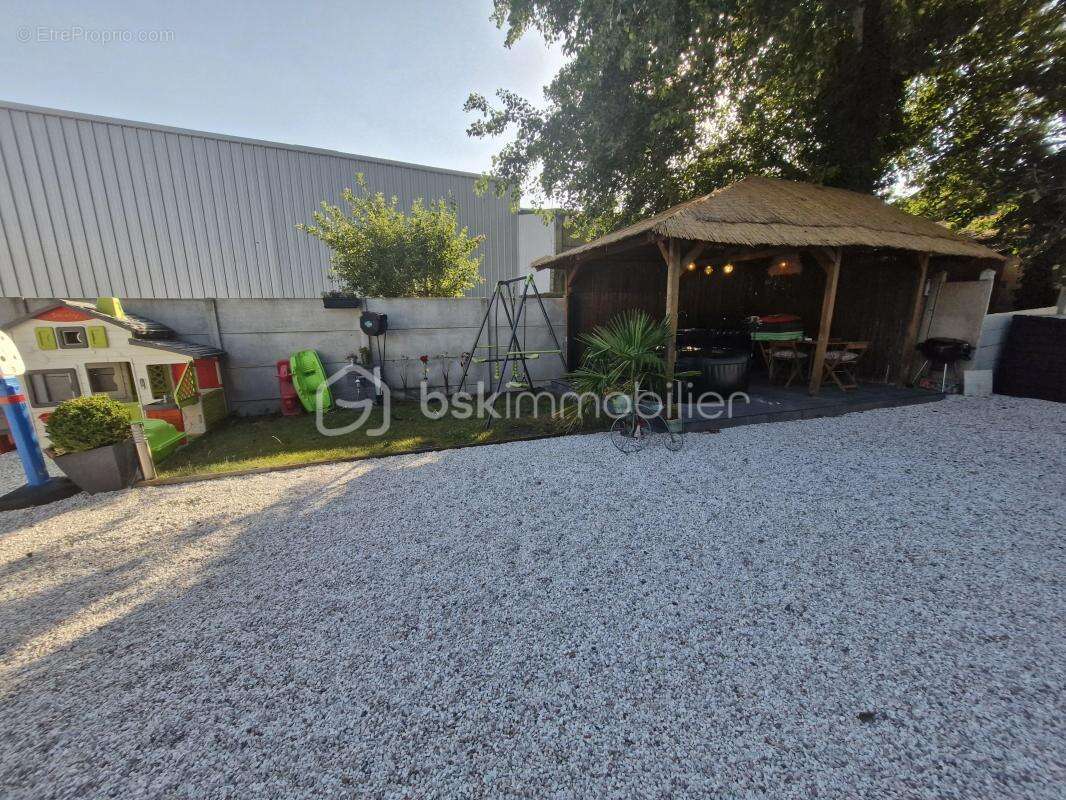 EXCLUSIVITÉ – Pavillon individuel récent en hyper centre de Liévin - photo 7