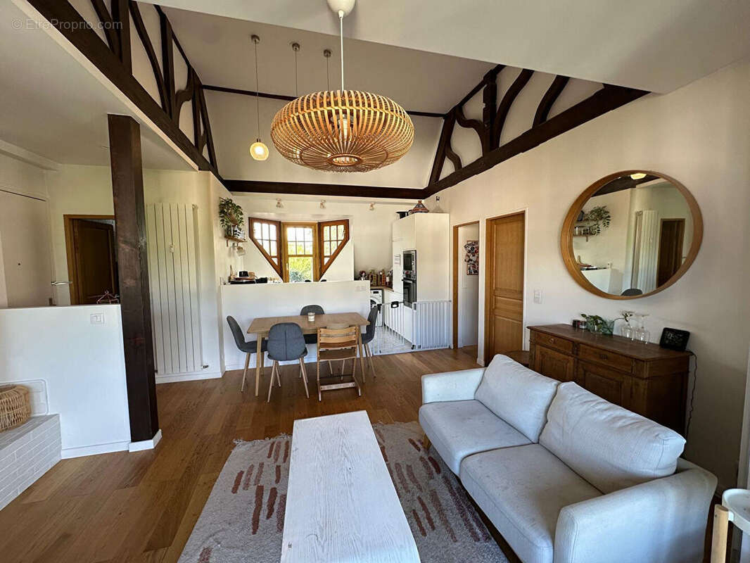 Appartement à MAISONS-LAFFITTE
