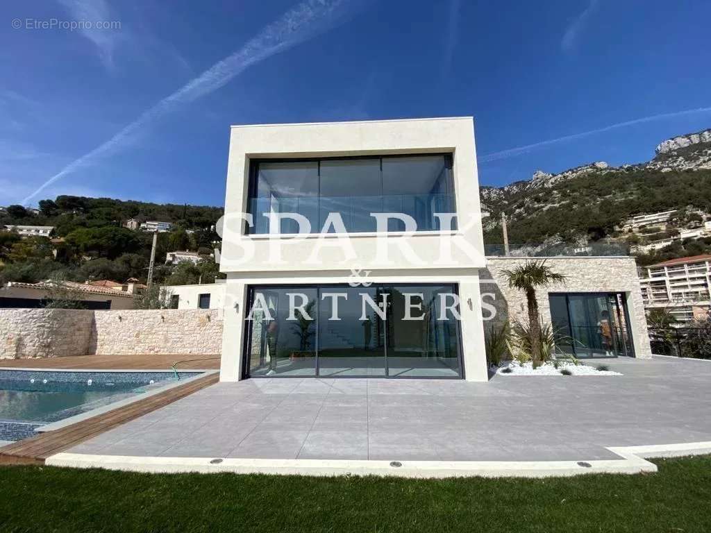 Maison à BEAUSOLEIL