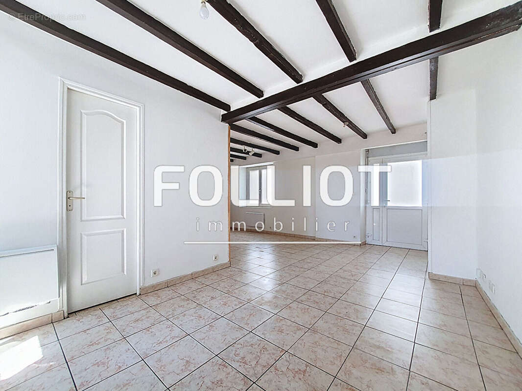 Maison (71 m2) - A VENDRE  -LA HAYE DU PUITS Centre-ville (50250) - photo 5