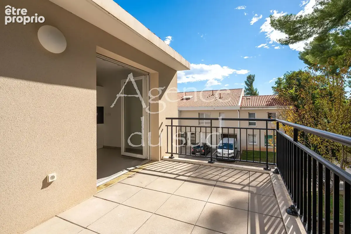 Appartement La Ciotat 3 pièces 63 m2 avec stationnement et terrasse. - photo 3