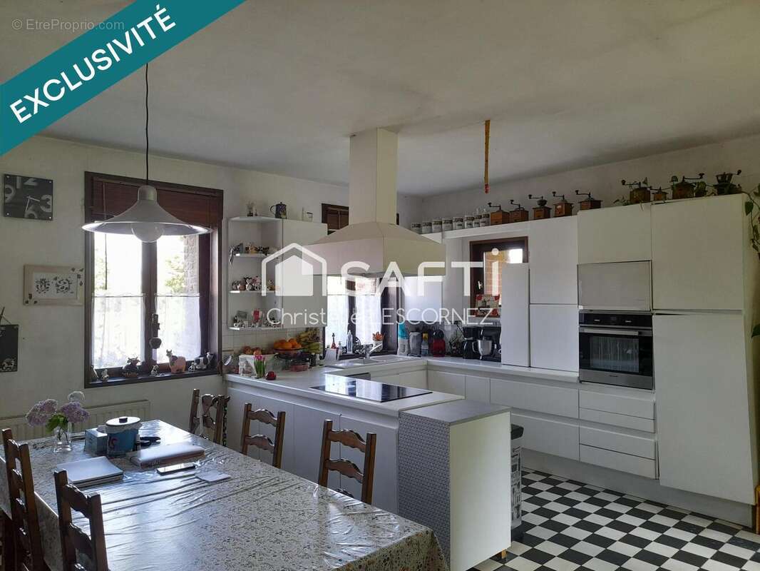 Maison 210 m² à Mons-En-Pevele  - photo 5