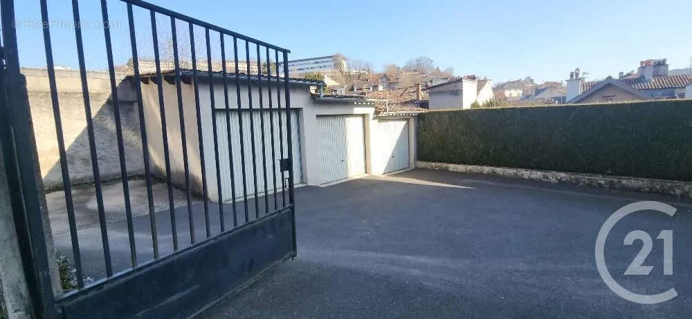 Appartement 103 m² à Aurillac  - photo 2