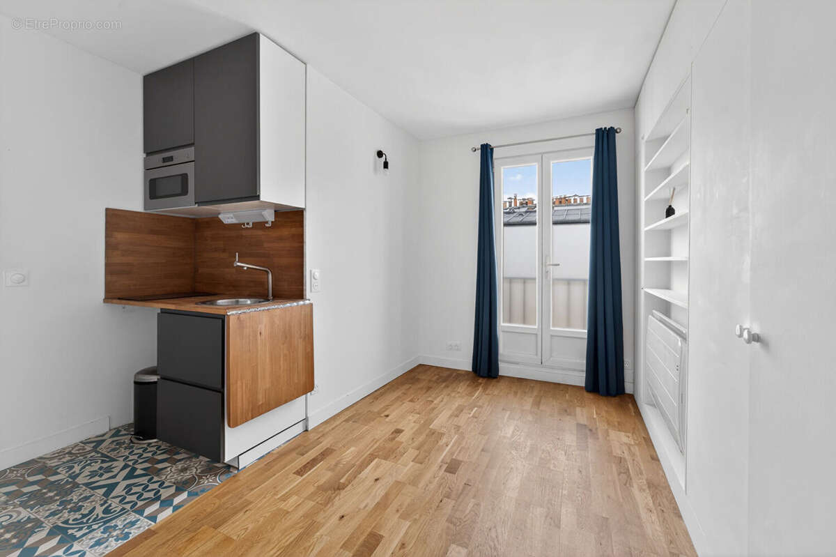 Appartement à PARIS-20E