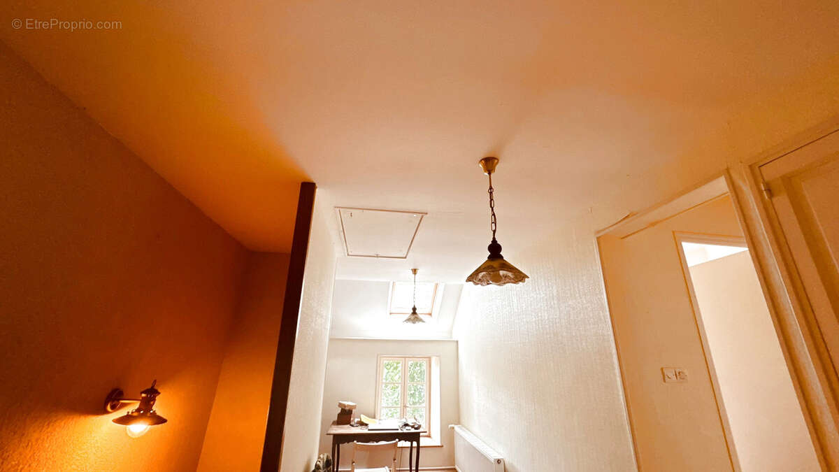 Maison à ASQUINS