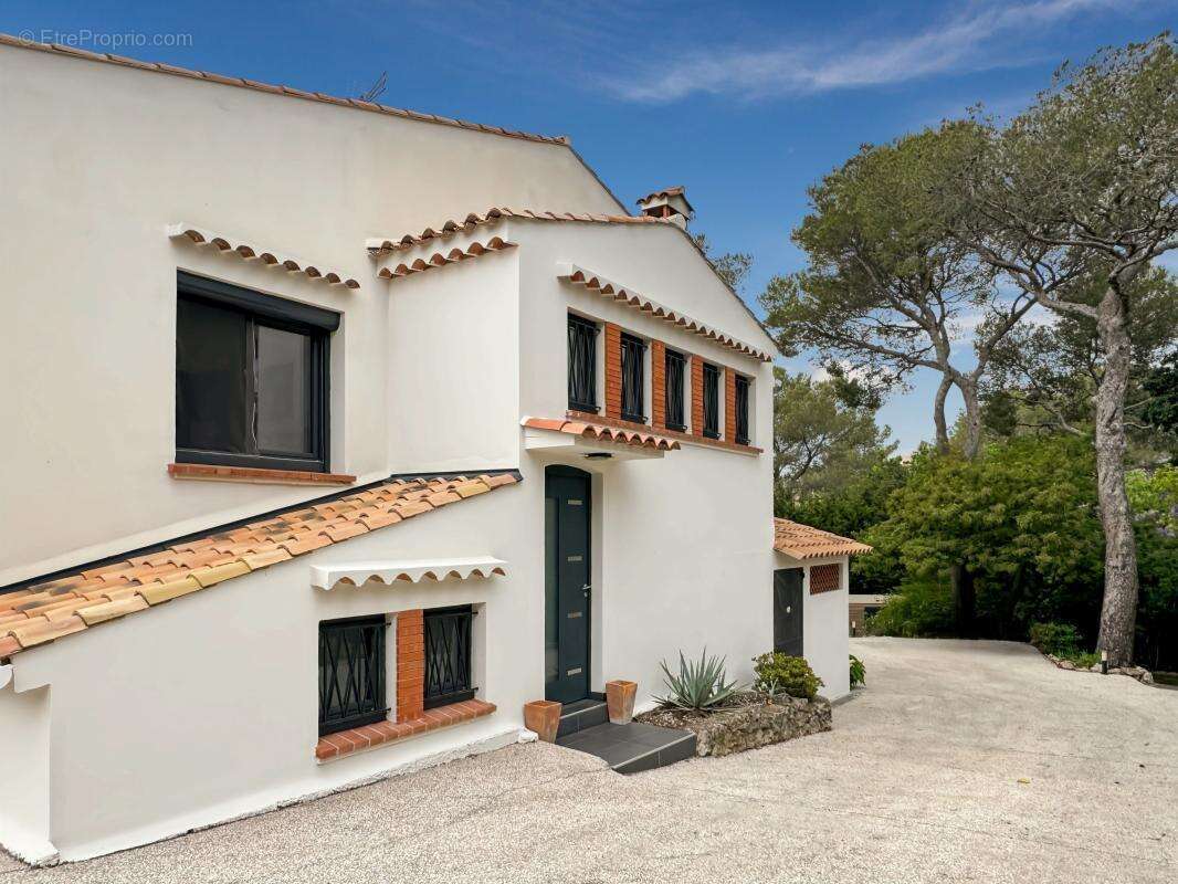 Maison à SAINT-RAPHAEL