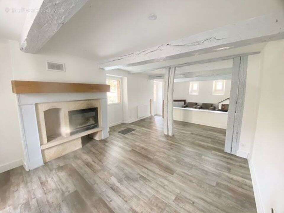 Maison 195 m² à Auch  - photo 6