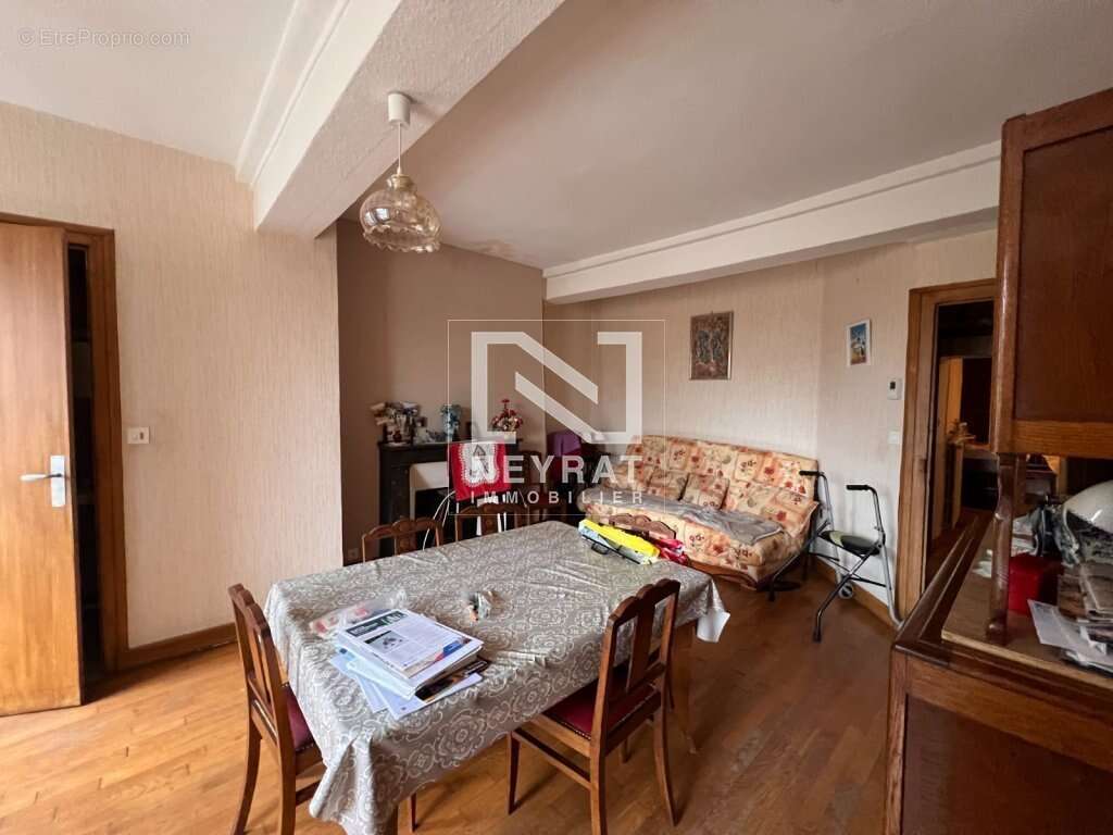 Appartement à AUTUN