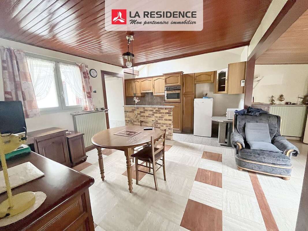 Maison à PONTAULT-COMBAULT