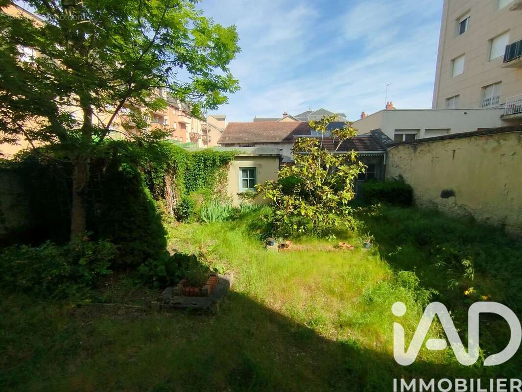 Photo 2 - Maison à MONTLUCON