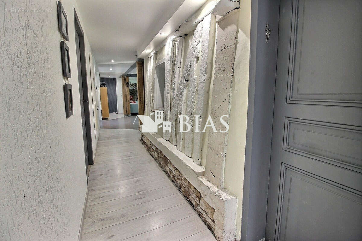 Maison 220 m² à Flancourt-Catelon  - photo 7