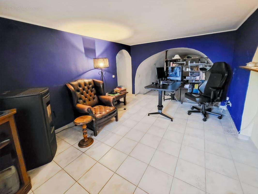 Appartement à LAMBESC