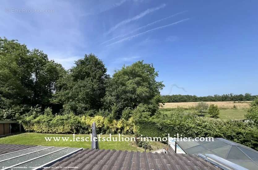 Maison à LORREZ-LE-BOCAGE-PREAUX