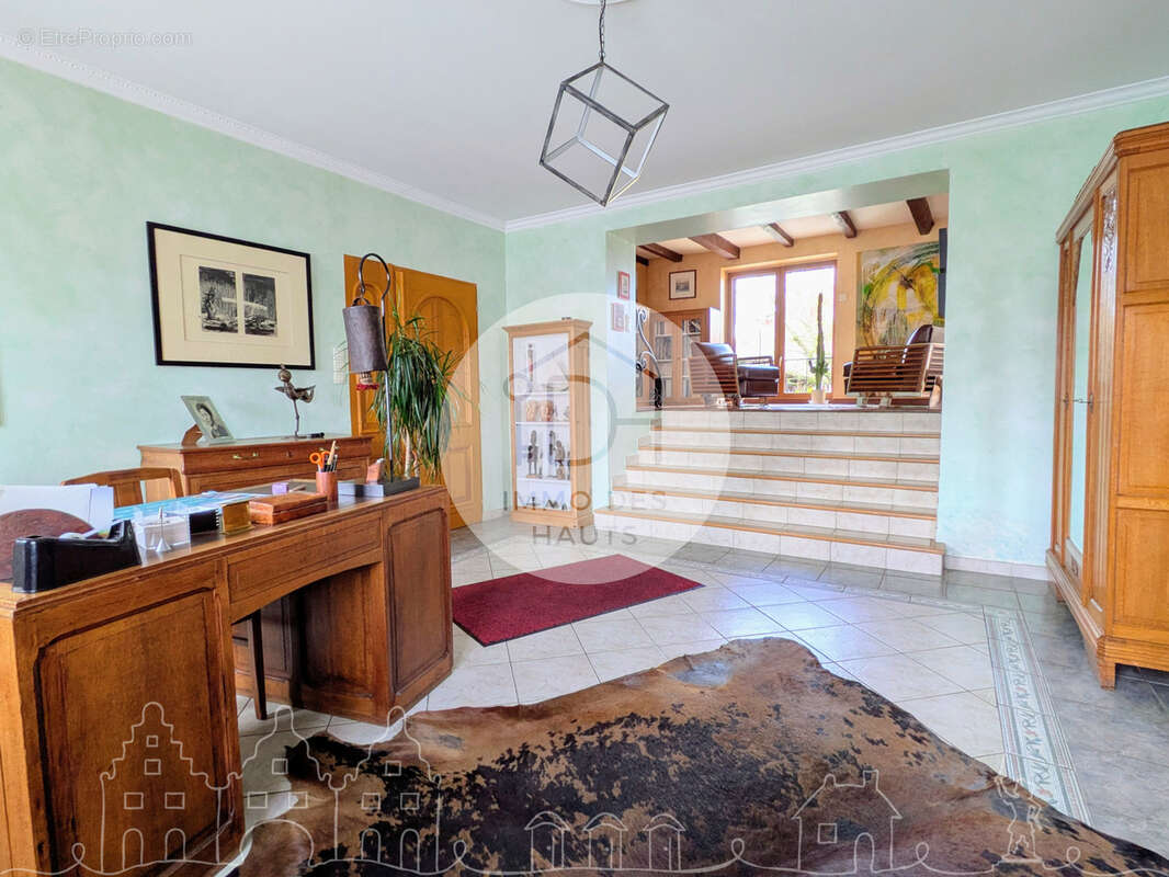 Maison de charme avec 5 chambres, jardin et garage à Looberghe - photo 4