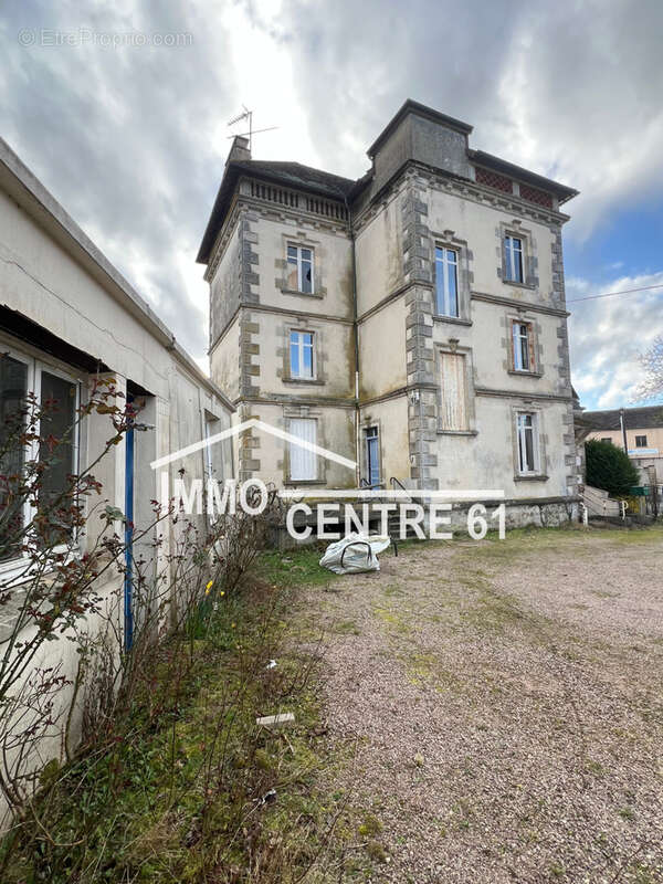 Maison à LA FERTE-MACE