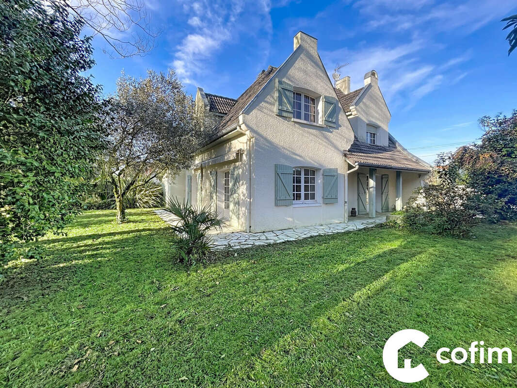 Maison à BILLERE