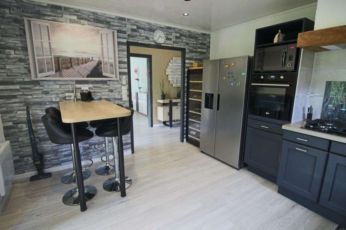 Maison à PUY-L&#039;EVEQUE