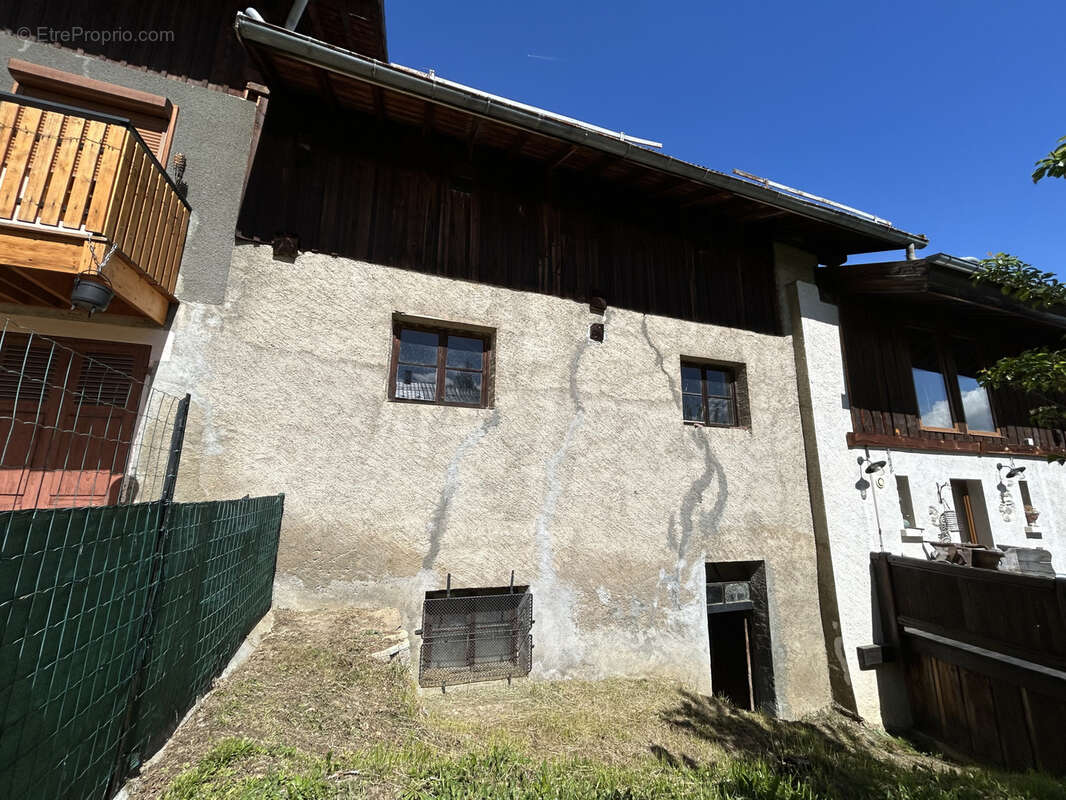 Maison à LA LECHERE