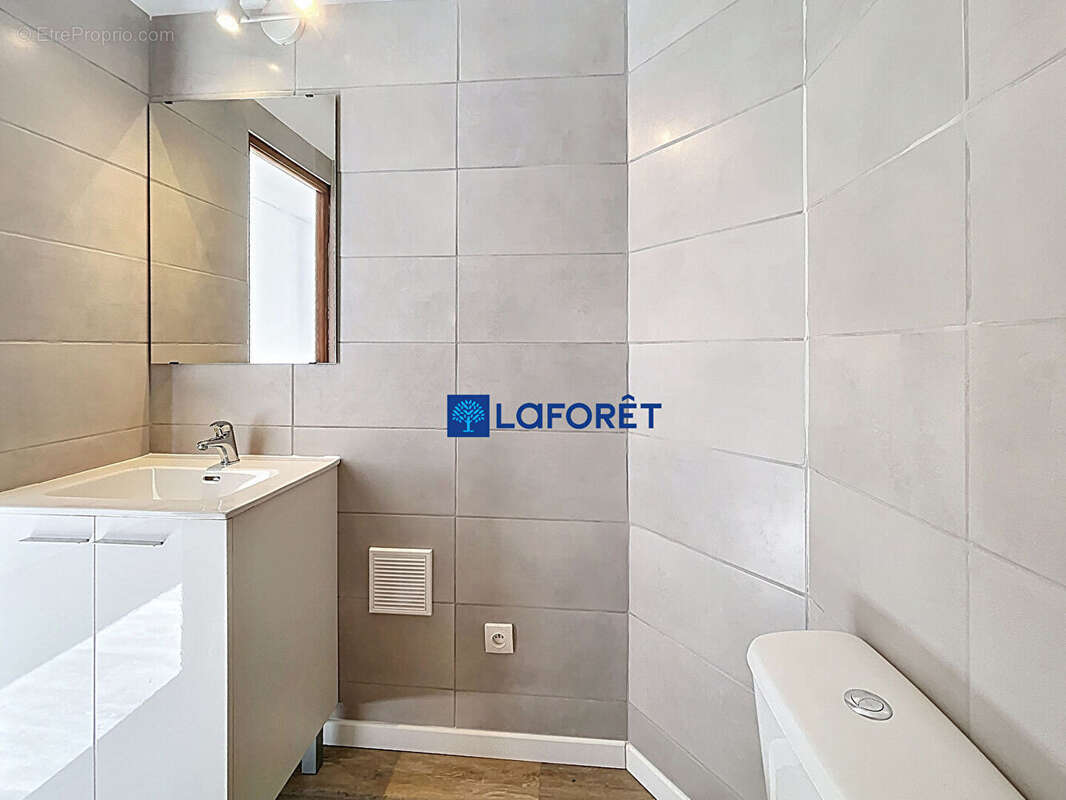 Appartement à LA VALETTE-DU-VAR