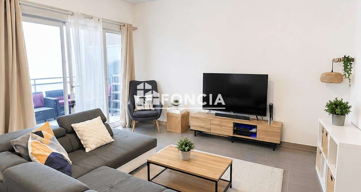 Appartement à MARSEILLE-2E