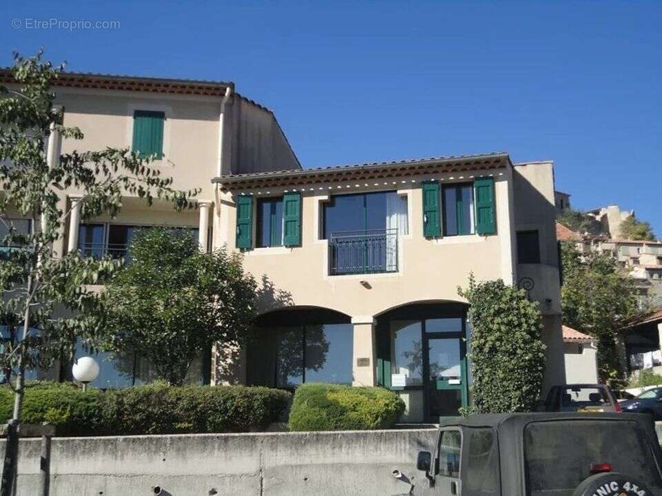 Appartement à GREOUX-LES-BAINS