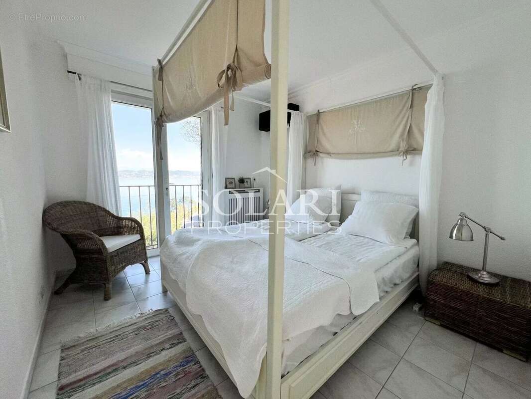 Maison à THEOULE-SUR-MER