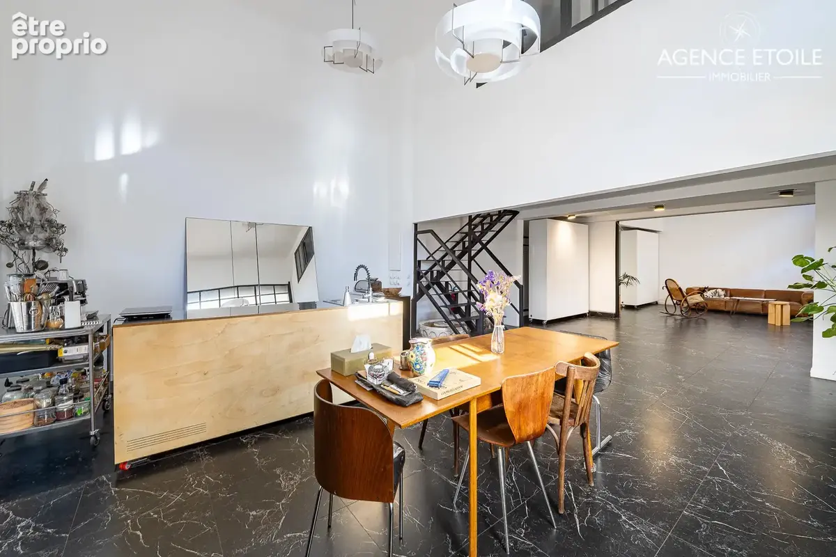 MARSEILLE13001 Loft de 134 m2 double affectation commerciale/bureau et habitation. - photo 5