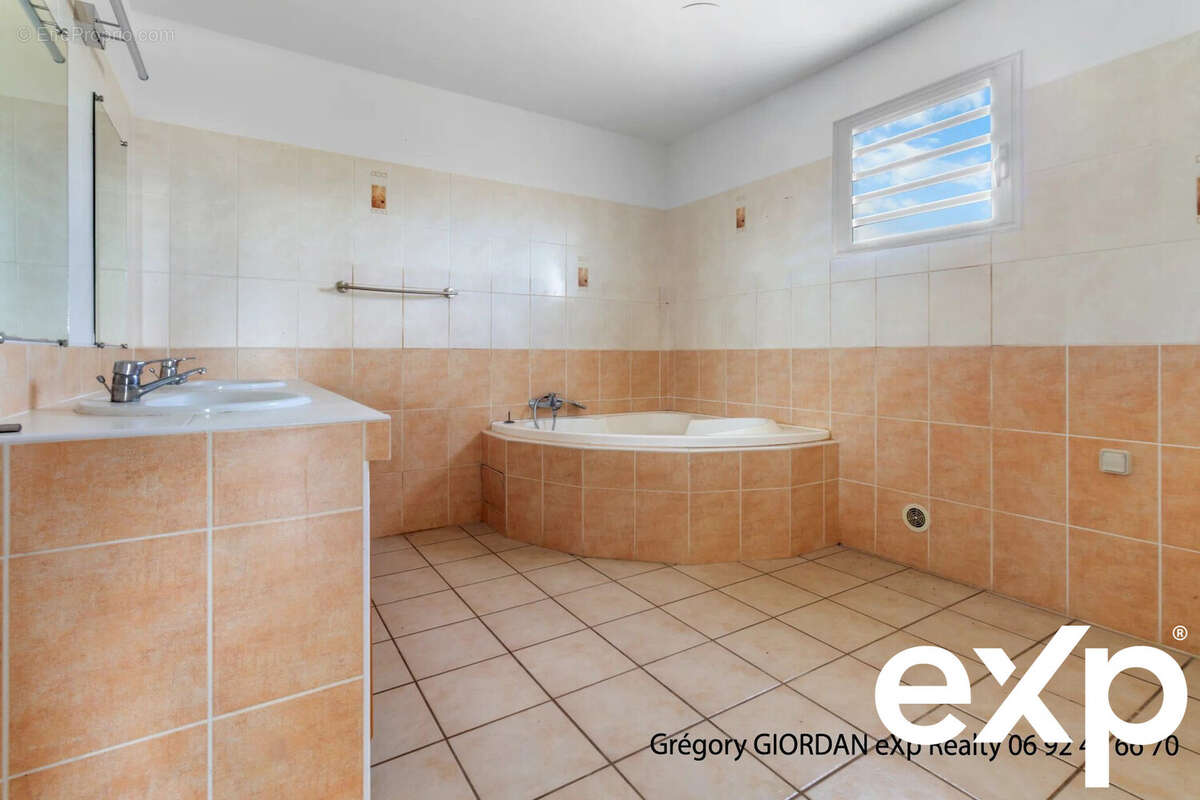 Maison à SAINT-PIERRE