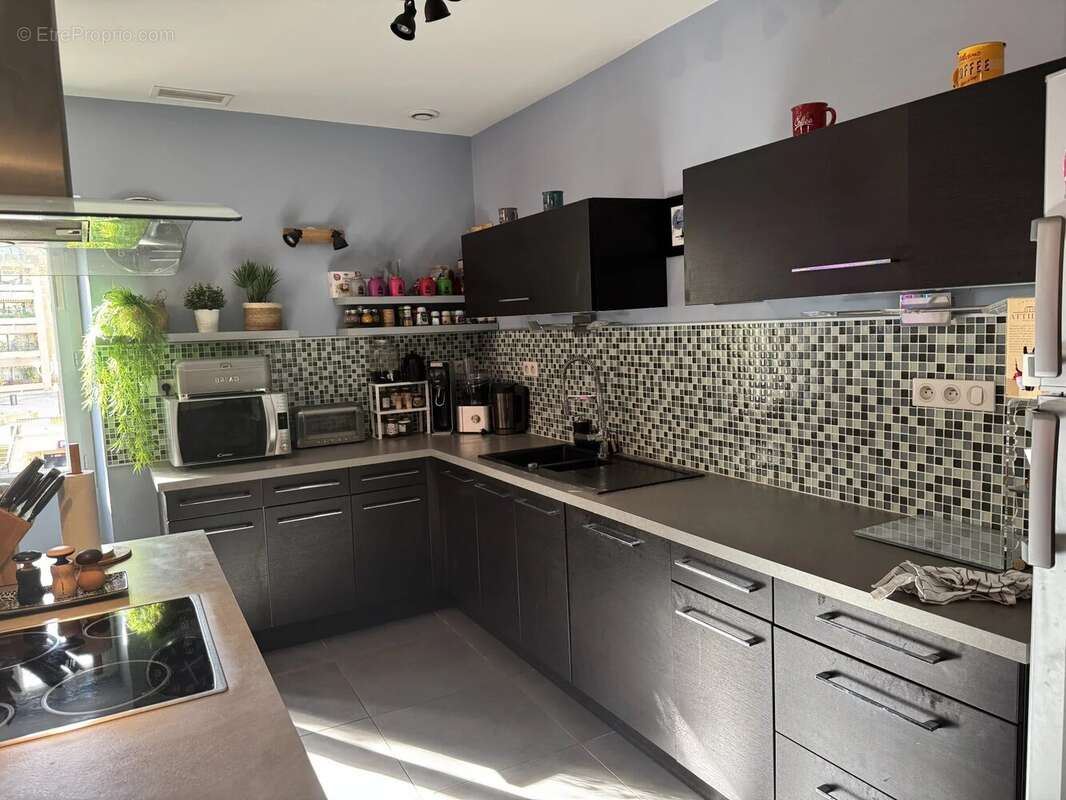 Appartement à SALON-DE-PROVENCE