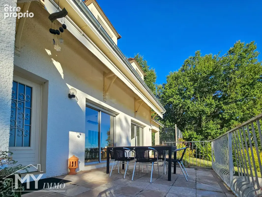 Vélines : Maison d’architecte de 218 m² avec piscine sur près de 2,8 hectares - photo 26