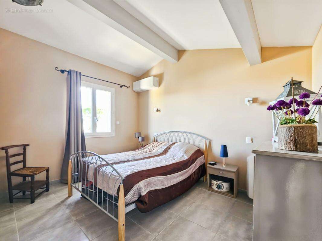 Maison à UZES