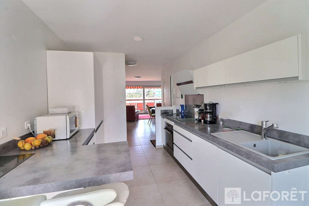 Appartement à HYERES