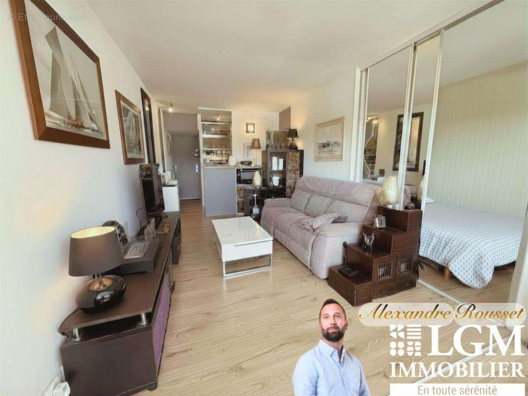 Port Camargue – Appartement T2 avec jardin, piscine et accès direct à la marina - photo 5