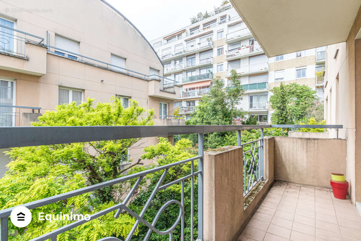 Appartement à PARIS-12E