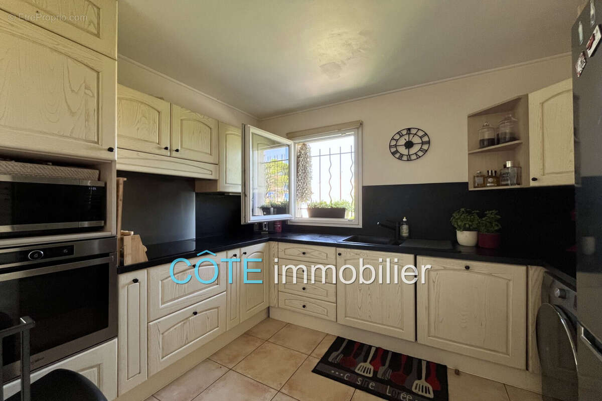 Appartement 76 m² à Antibes  - photo 5