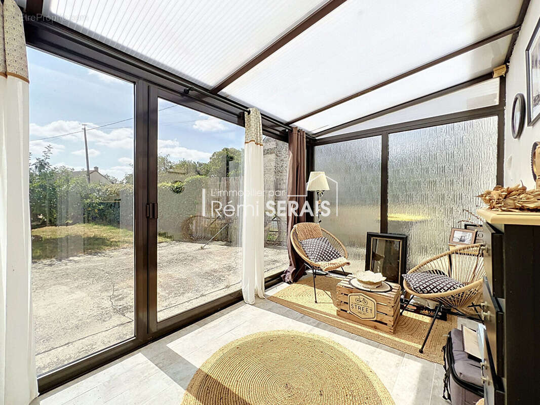 Maison de Charme avec 1 hectare de terrain aux portes de Falaise - photo 10