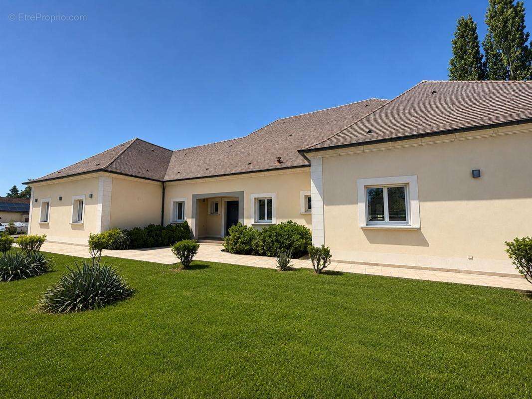 Maison à VILLEFARGEAU