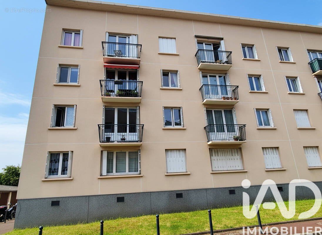 Photo 1 - Appartement à LE BOURGET