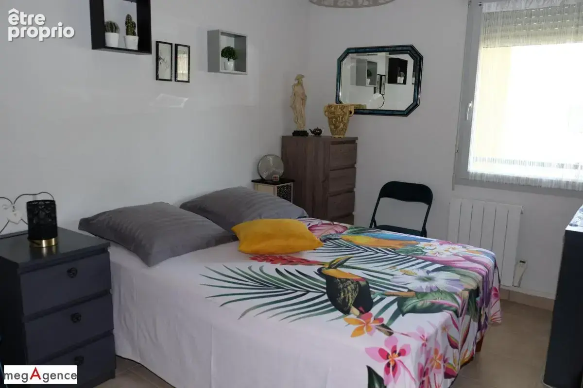 Appartement T3 avec balcon - Parking souterrain et piscine - photo 10