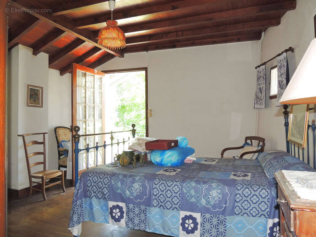 Maison à CASTAGNEDE