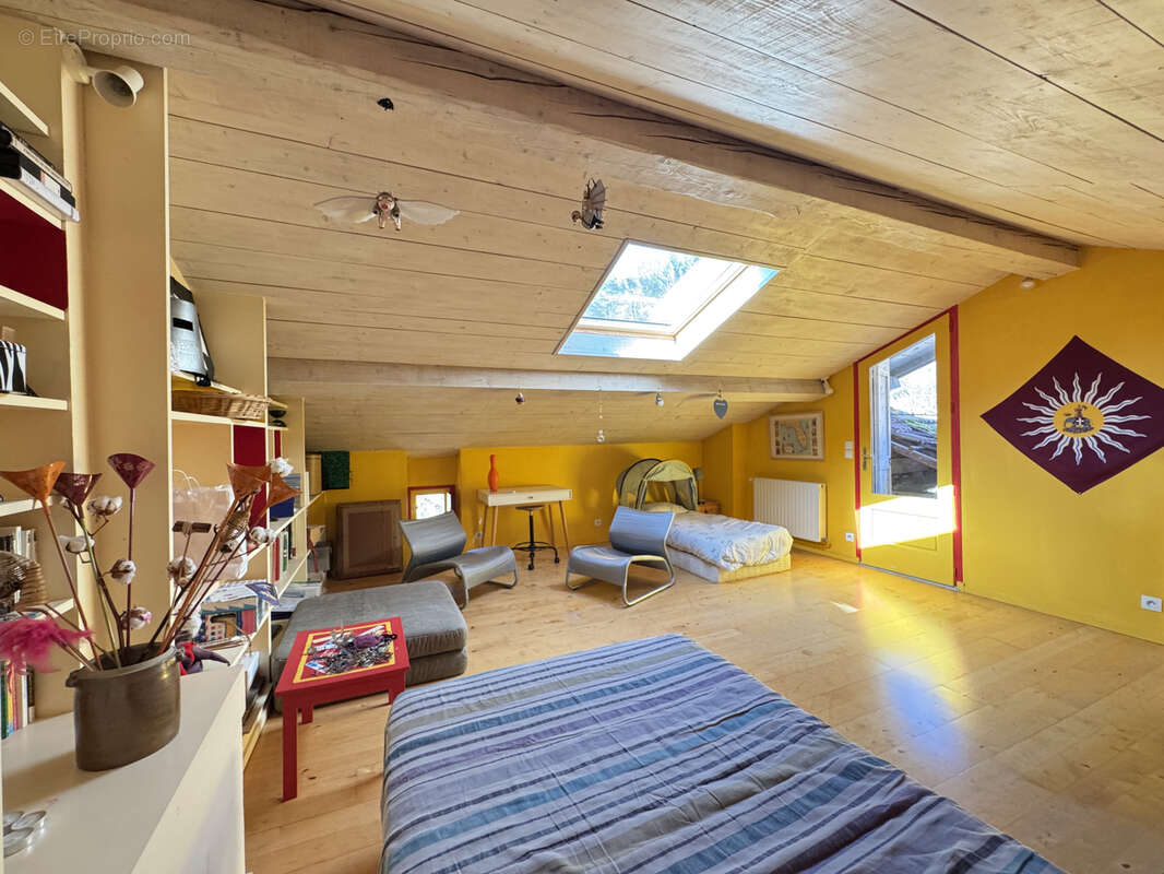 Maison à ROMANS-SUR-ISERE