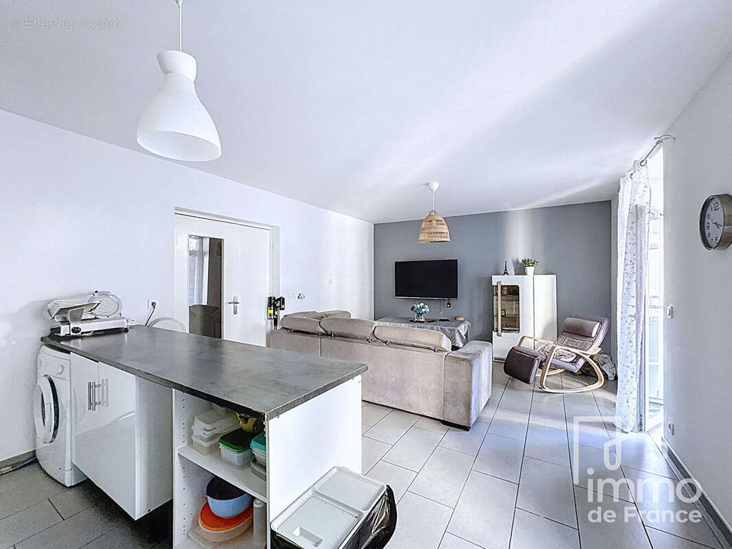 Appartement à BELLEGARDE-SUR-VALSERINE